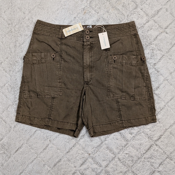 Sundance Shorts Womens 12 Green Olive Garden Joy Cargo Tencel Light Casual NEW - Picture 1 of 9